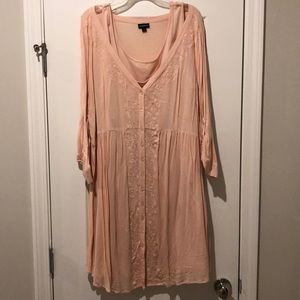 Size 3 blush torrid button down dress